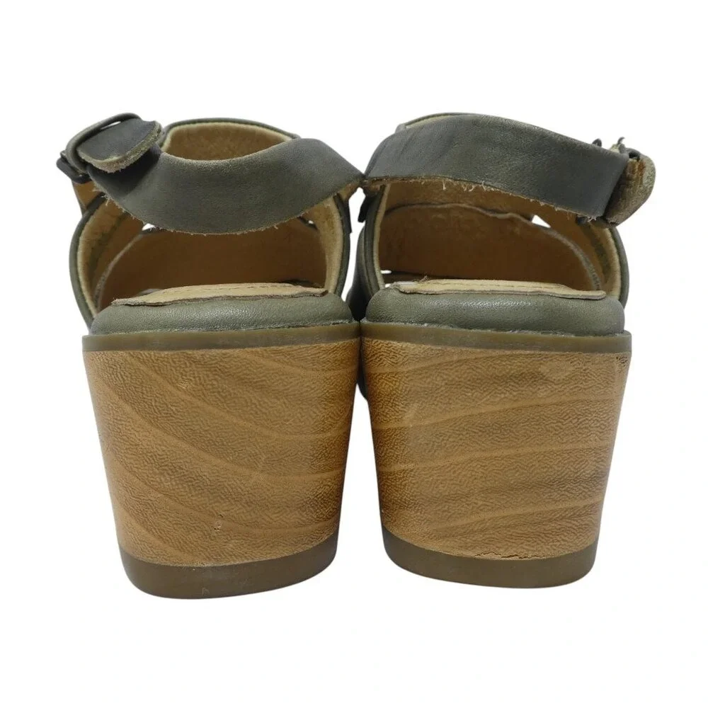 Bussola Massa Wedge‎ Sandals Womens 37 US 6-6.5 Green Leather Studded Slingback